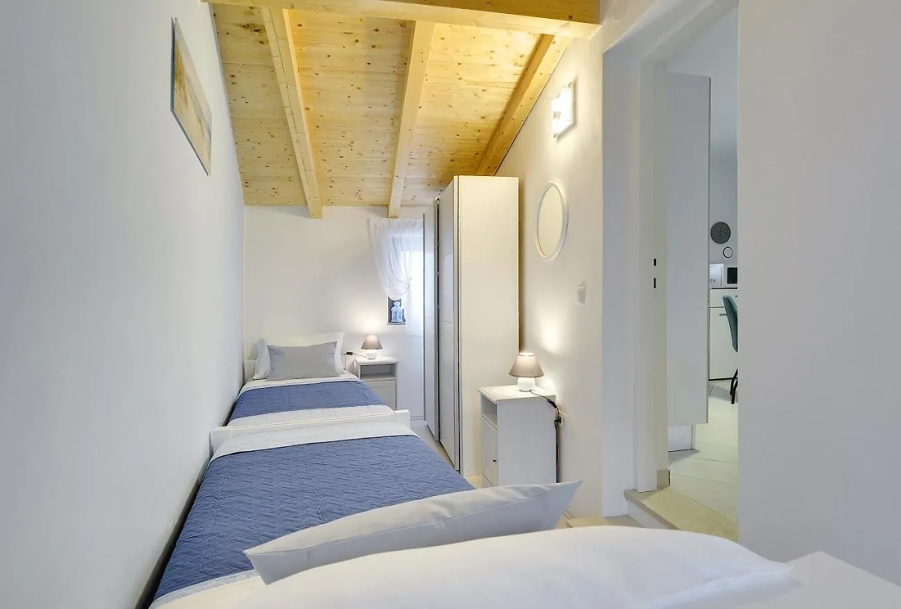 別荘 Villa Paola Divšići クロアチア