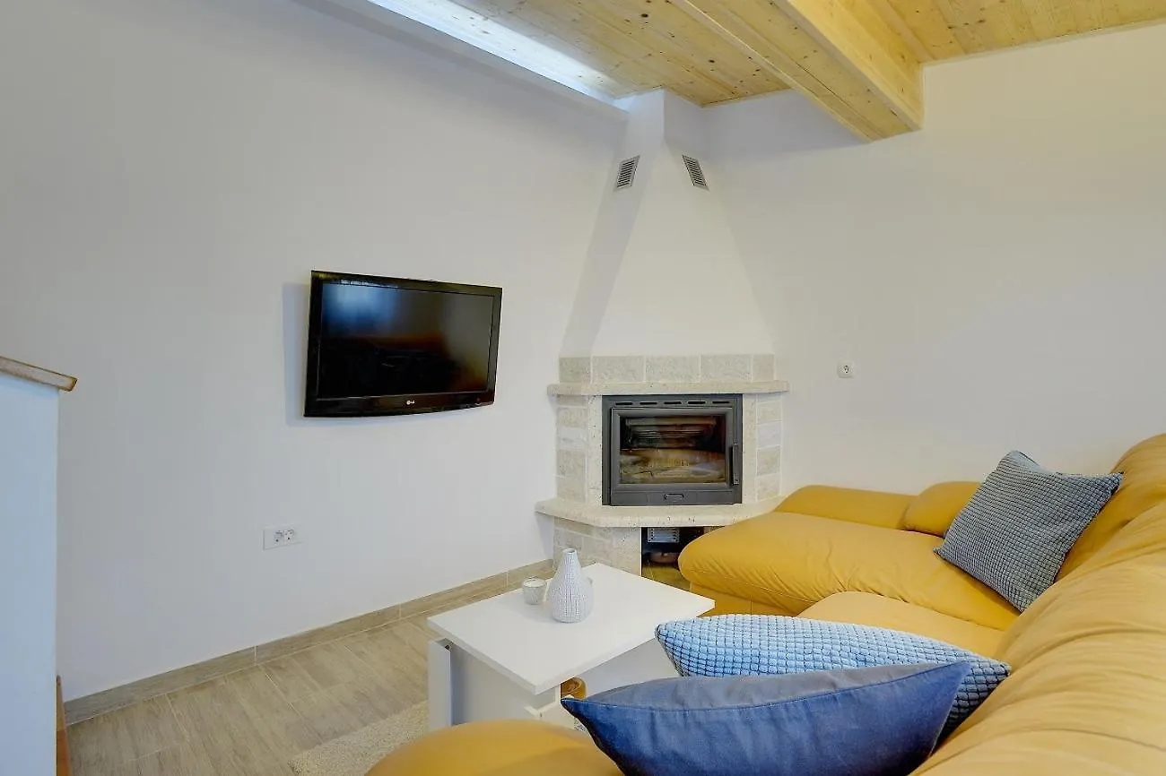 Villa Paola Divšići
